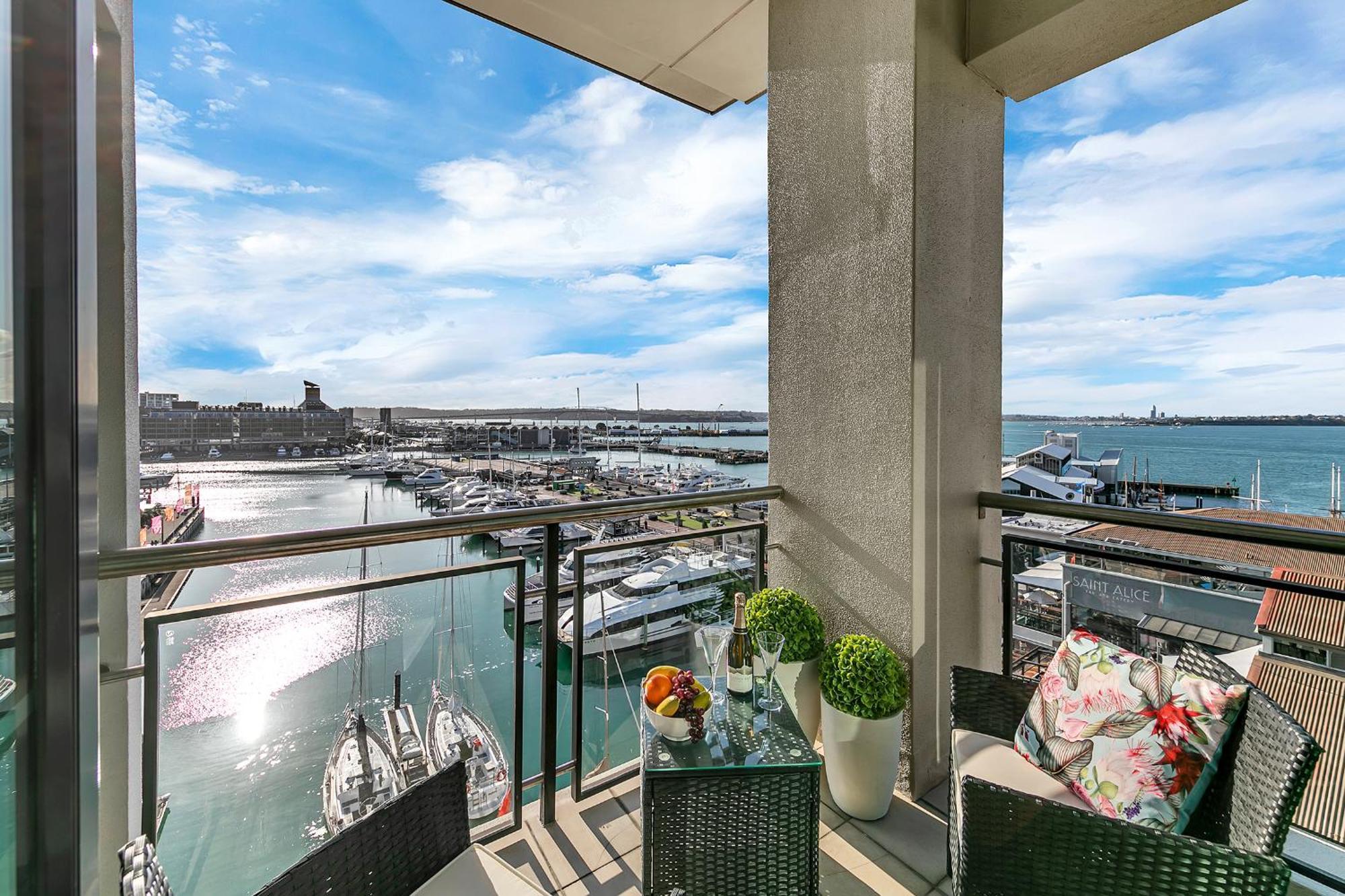 Penthouse Crown Apartment โอ๊คแลนด์ ภายนอก รูปภาพ